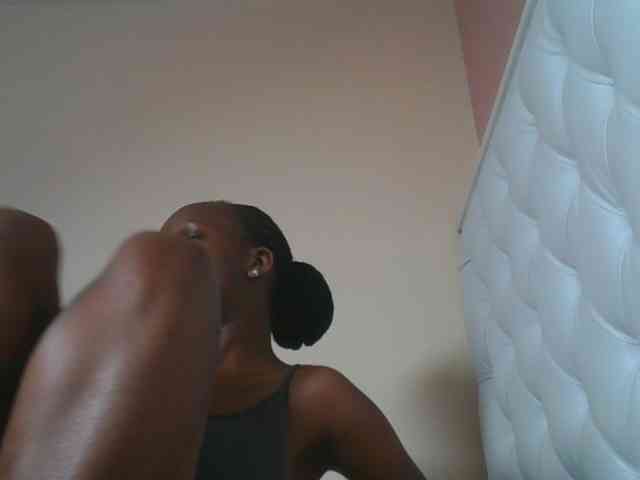 Naughtypetite1 webcam
