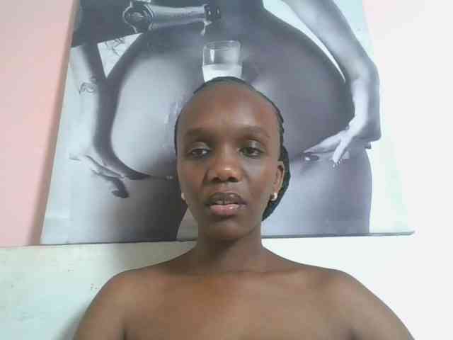 Naughtypetite1 webcam