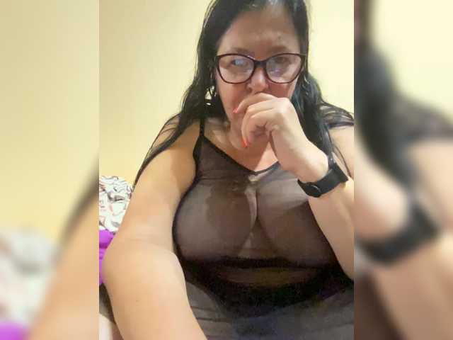 Markuza19 live cam on BongaCams