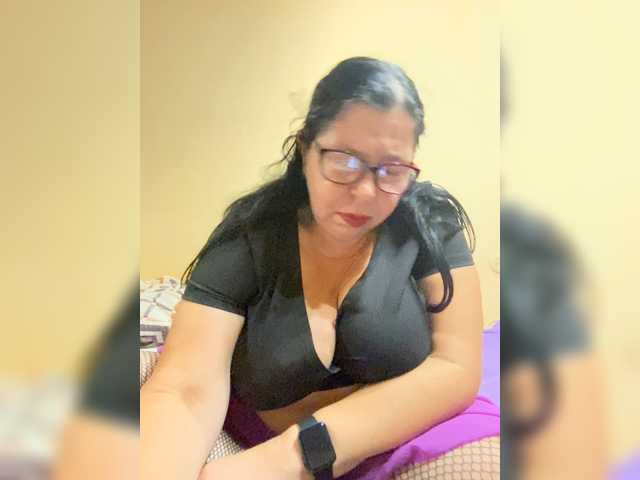 Markuza19 live cam on BongaCams