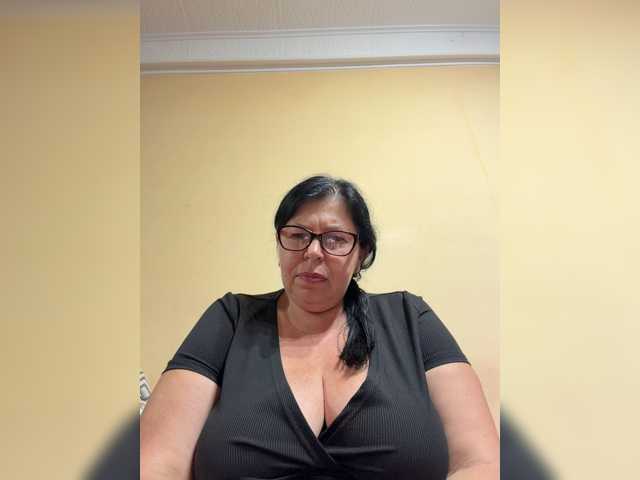 Markuza19 live cam on BongaCams