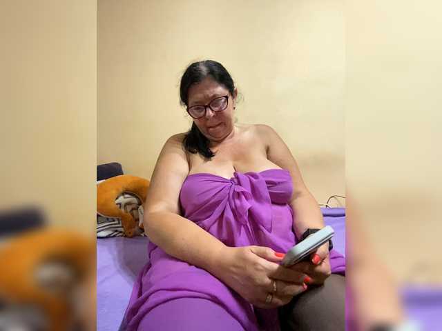 Markuza19 live cam on BongaCams