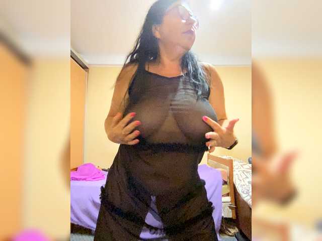 Markuza19 live cam on BongaCams
