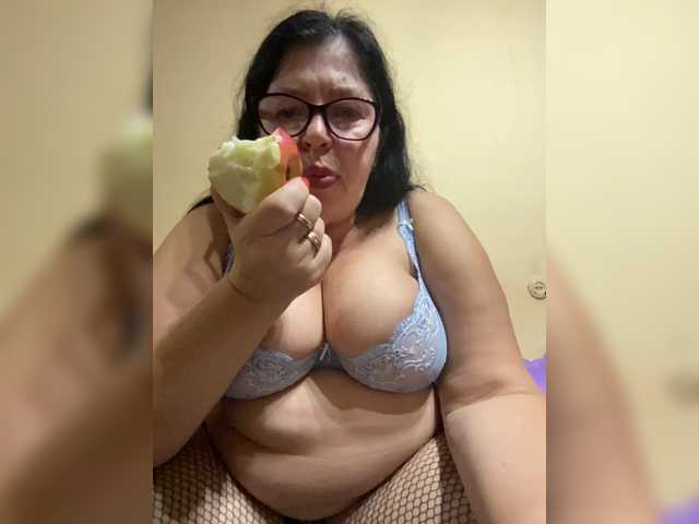 Markuza19 live cam preview