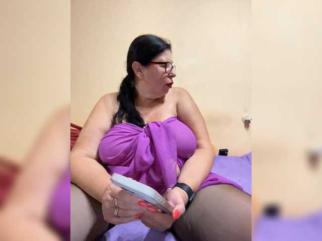 Markuza19 live cam on BongaCams