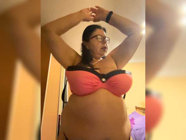 Markuza19 live cam on BongaCams
