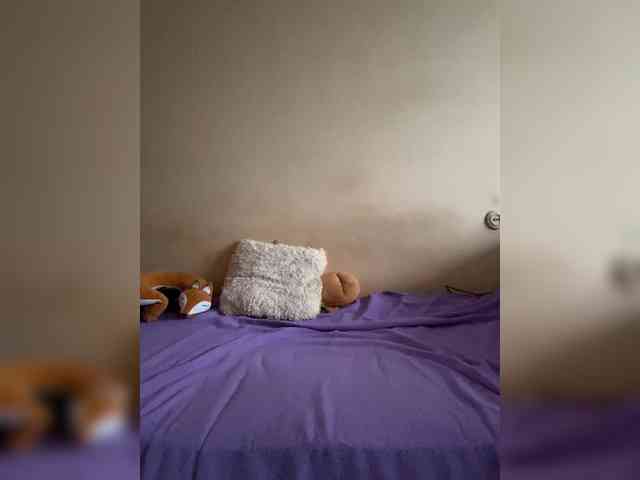 Markuza19 live female cam on bongacams