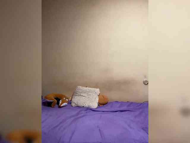 Markuza19 live female cam on bongacams