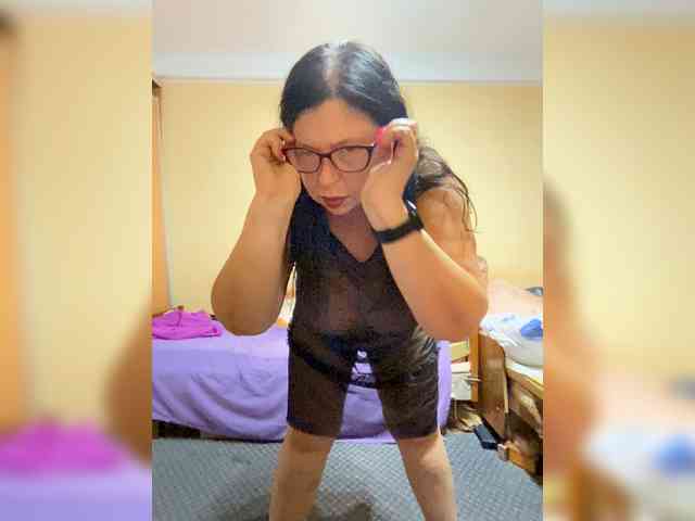 adult chatting Markuza19