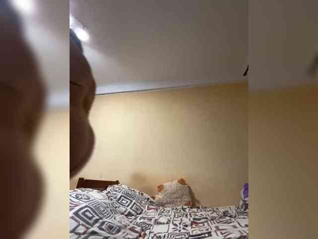 Markuza19 webcam