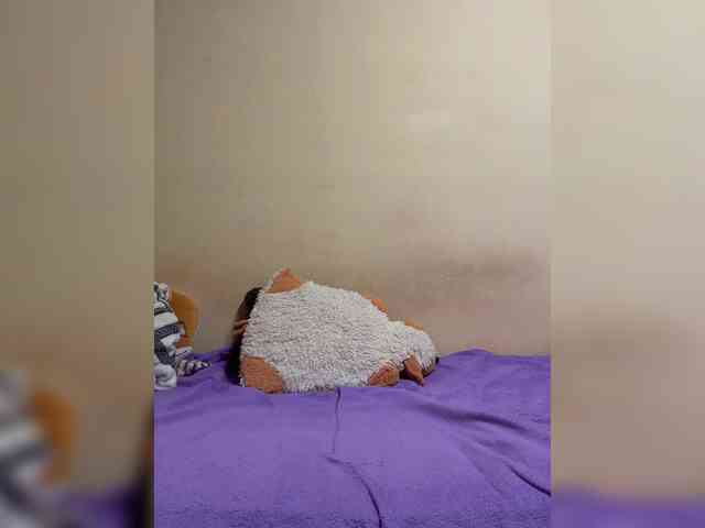 Markuza19 live female cam on bongacams