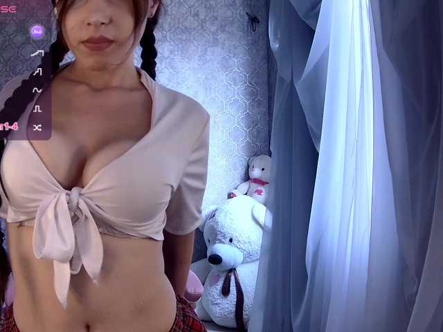 SweetAnger live cam on BongaCams