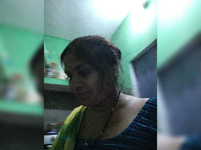 Babli5424, en vivo ahora en BongaCams