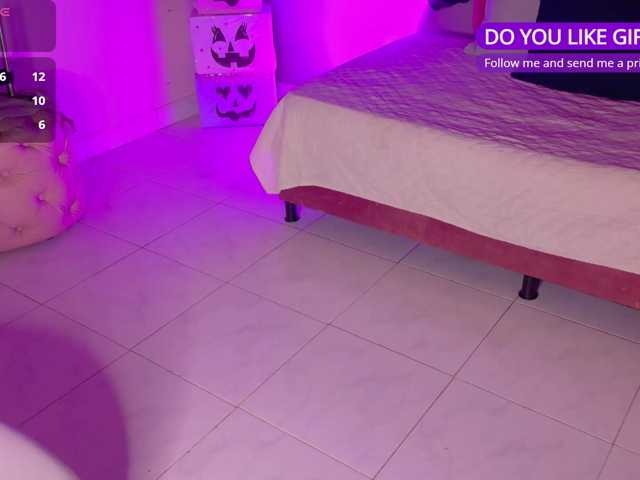 Melody--09 live cam on BongaCams