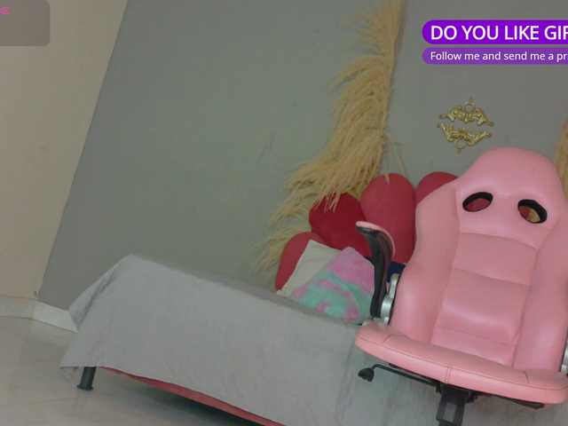 Melody--09 live cam on BongaCams