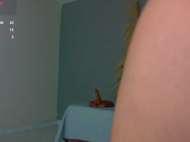 Melody--09 live cam on BongaCams