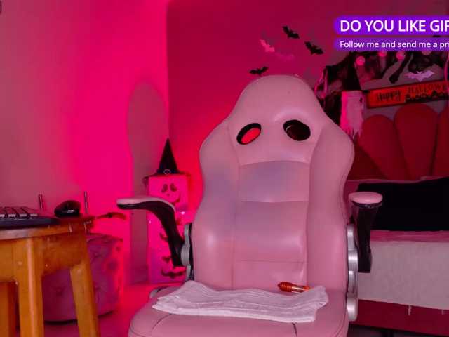 Melody--09 live cam on BongaCams