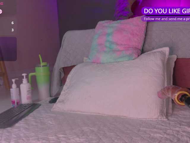 Melody--09 live cam on BongaCams
