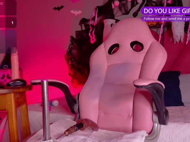 Melody--09 live cam on BongaCams