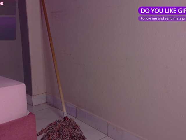 Melody--09 live cam on BongaCams
