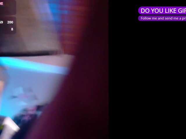 Melody--09 live cam on BongaCams