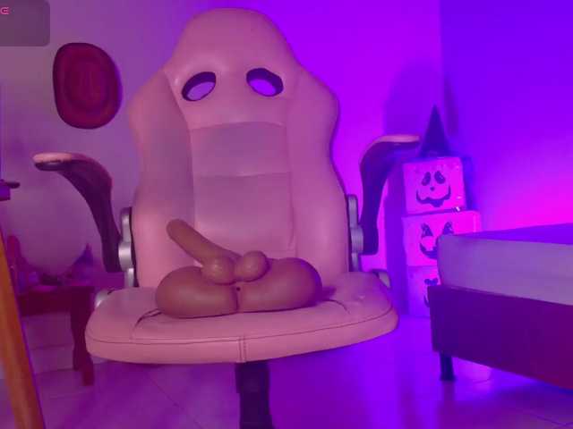 Melody--09 live cam on BongaCams