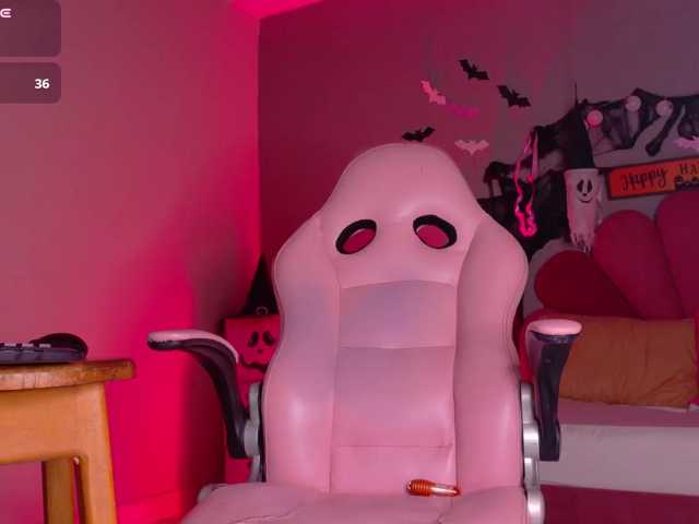 Melody--09 live cam on BongaCams