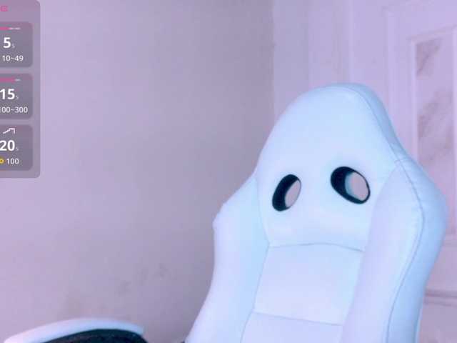 Melody--09 live cam on BongaCams