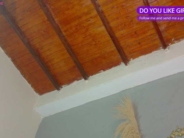Melody--09 live cam on BongaCams