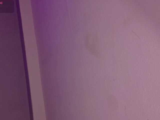 Melody--09, en vivo ahora en BongaCams