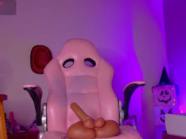 Melody--09 live cam on BongaCams