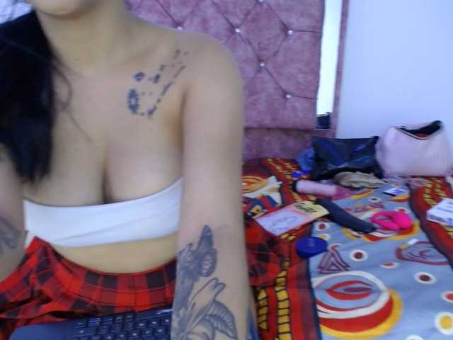 Sofi-lov live cam on BongaCams