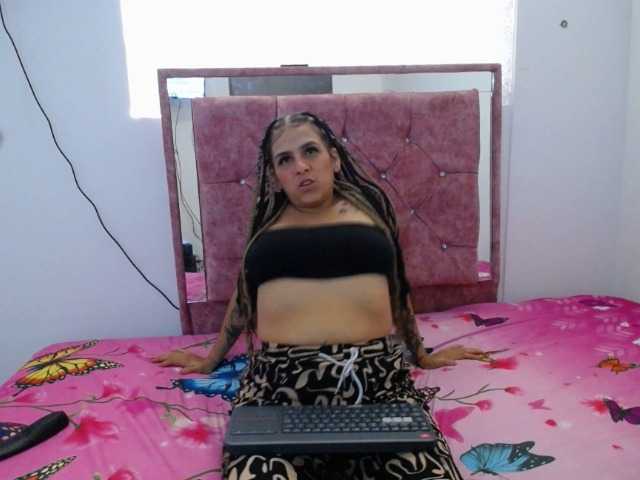 Sofi-lov live cam on BongaCams