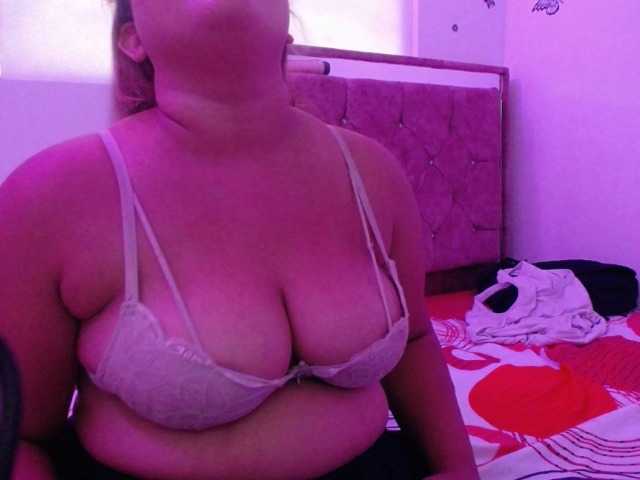 Sofi-lov live cam on BongaCams