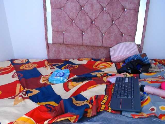 Sofi-lov live cam on BongaCams