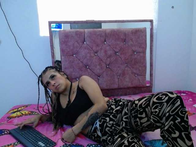 Sofi-lov live cam on BongaCams