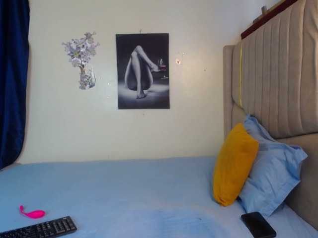 NaughtyTogether live cam on BongaCams