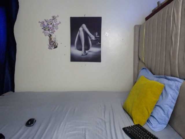 NaughtyTogether live cam on BongaCams
