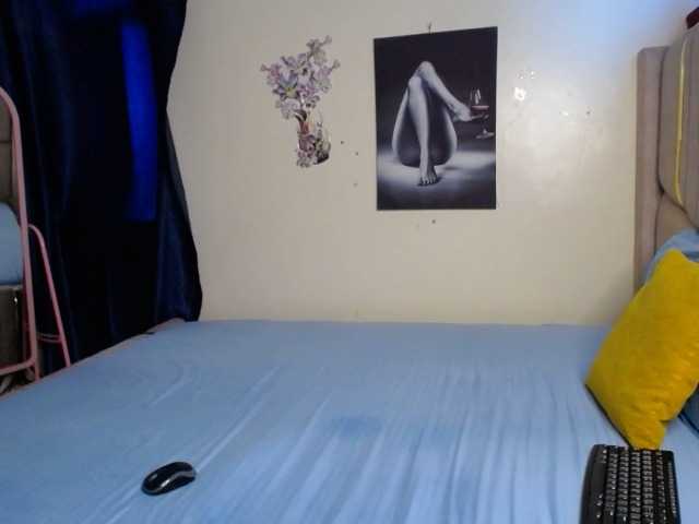 NaughtyTogether live cam on BongaCams