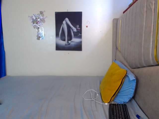 NaughtyTogether live cam on BongaCams