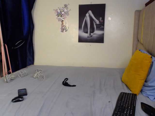 NaughtyTogether live cam on BongaCams