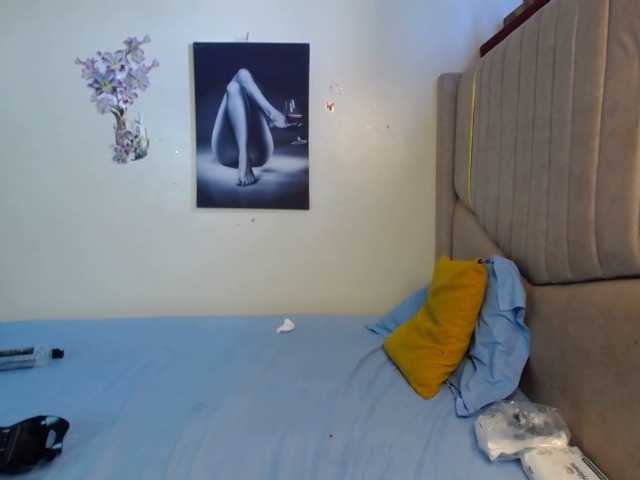 NaughtyTogether live cam on BongaCams