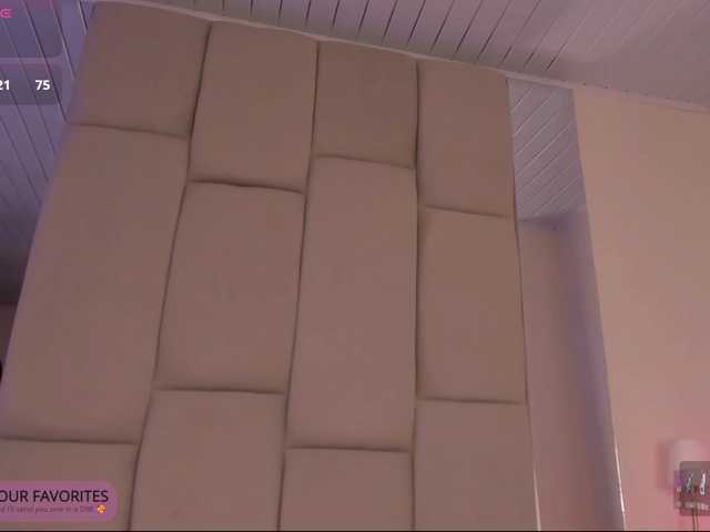 SamMichels- live cam on BongaCams