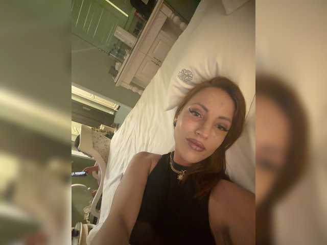 Emma046 live stream preview