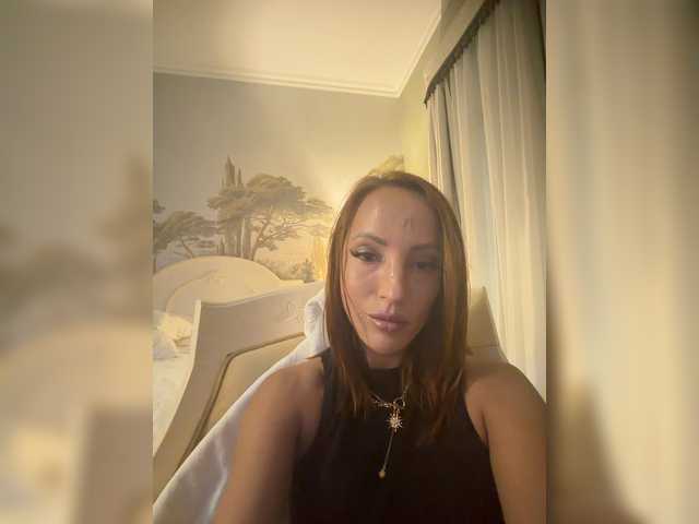 Emma046 live cam