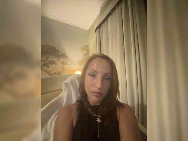 Emma046 webcam