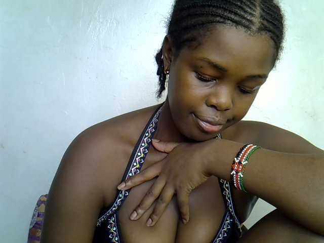 pretty-kimmy live cam on BongaCams