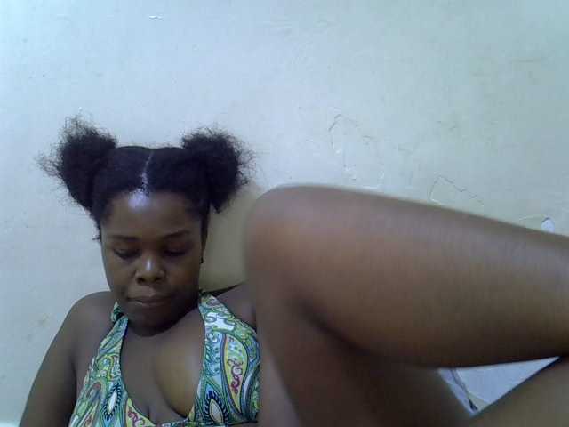 pretty-kimmy live cam on BongaCams