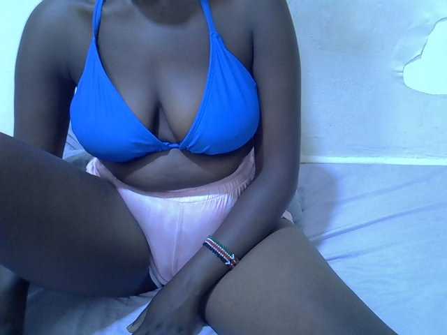 pretty-kimmy live cam on BongaCams