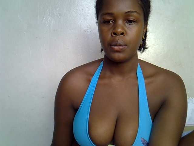pretty-kimmy live cam on BongaCams